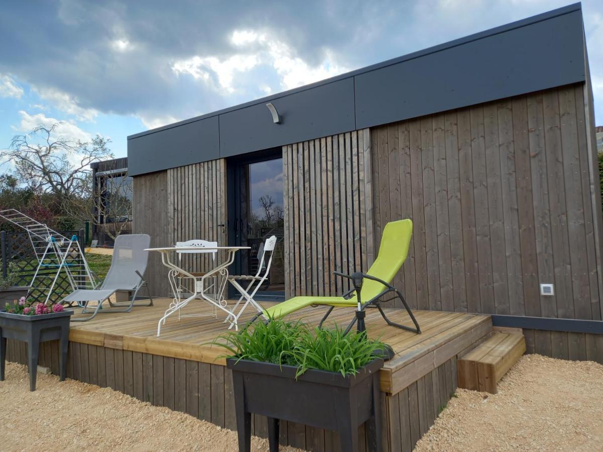 "Plus Belle L'Ardeche" Studio De Jardin Et Piscine Vinezac Exteriér fotografie